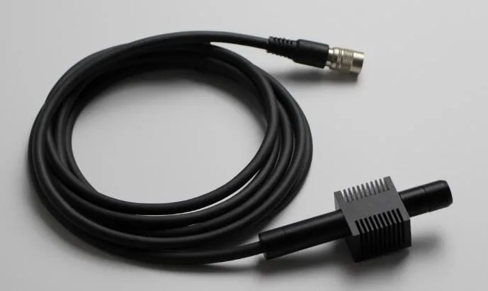 Fan-cooled UV LED head with cable