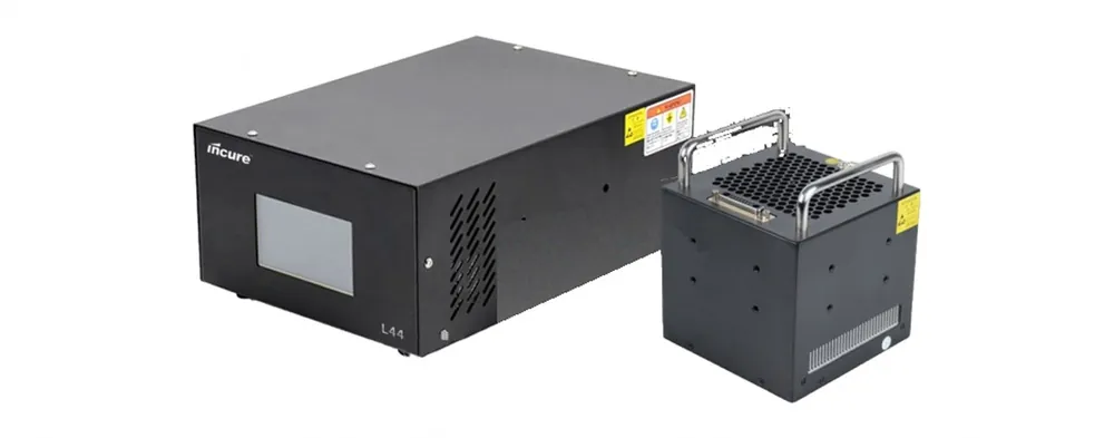 Incure L44™ UV LED flood lamp head with its controller